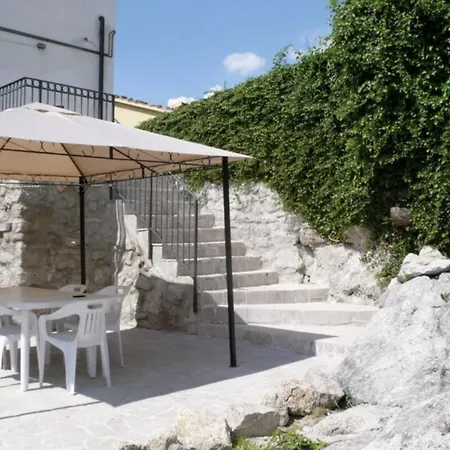 Casa Elvira Basilico Appartement *