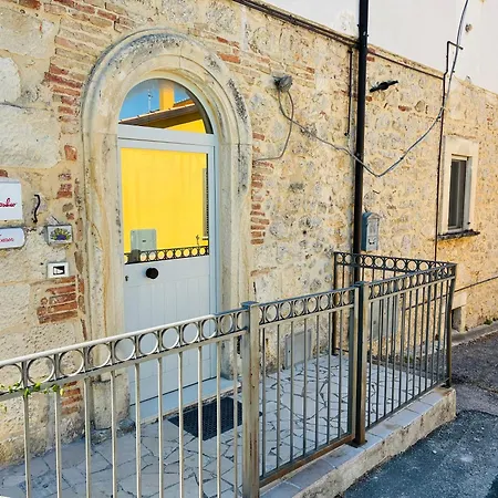Casa Elvira Basilico Apartment